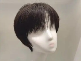 毛發(fā)質(zhì)假發(fā)的洗滌方法